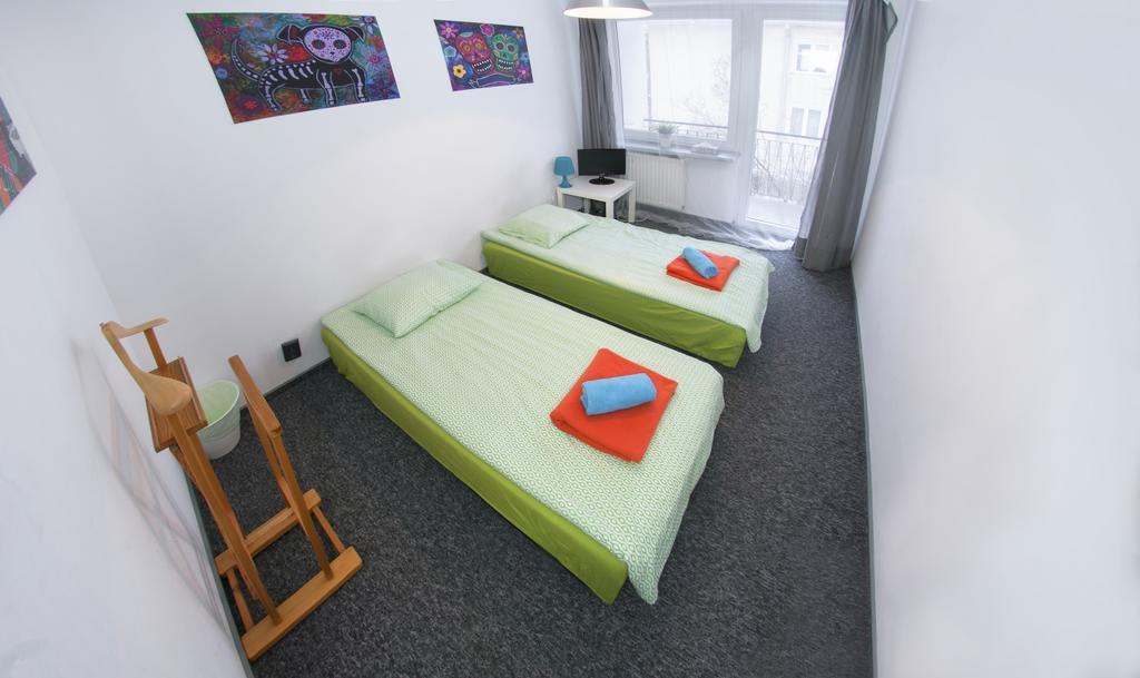 Wierzbno Hostel Warszawa Eksteriør bilde