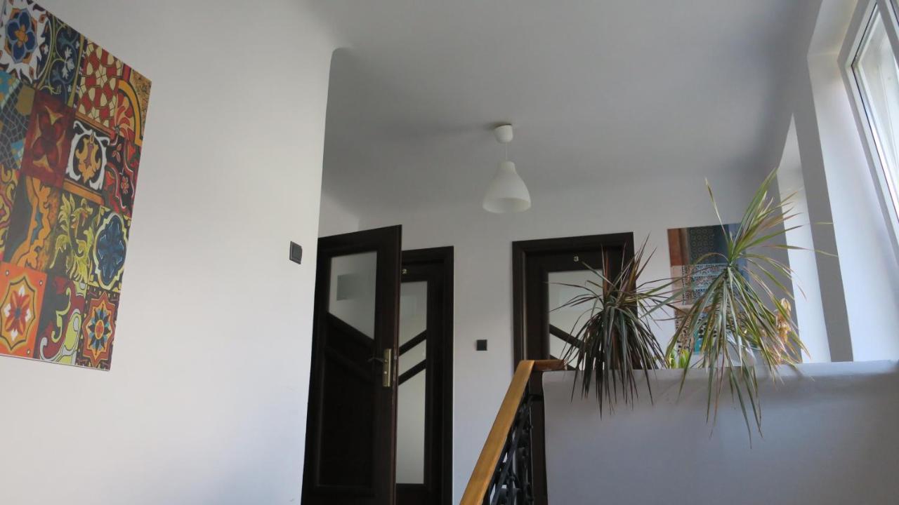 Wierzbno Hostel Warszawa Eksteriør bilde